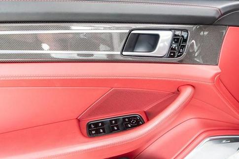 PORSCHE PANAMERA TSEHY