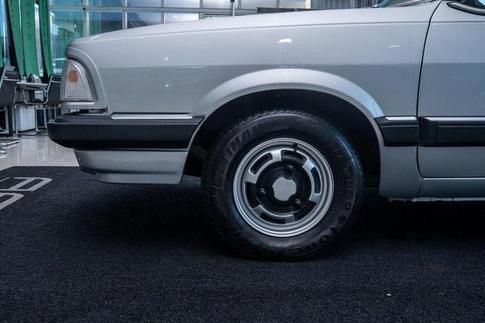 FORD DEL REY L