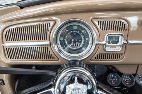 VOLKSWAGEN FUSCA 1300