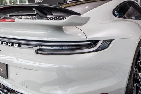 PORSCHE 911 TURBO S