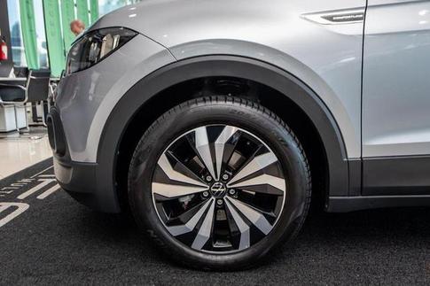 VOLKSWAGEN T CROSS CL TSI