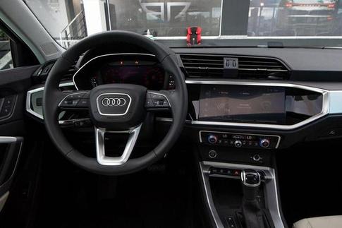 AUDI Q3 SPB 2.0 TFSI