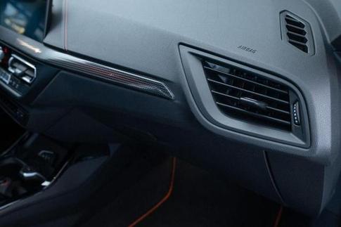 BMW 218I