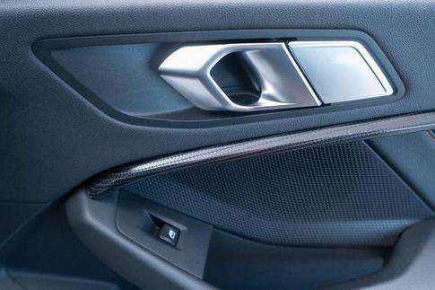 BMW 218I