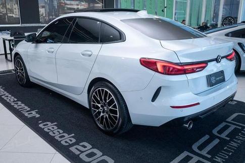 BMW 218I