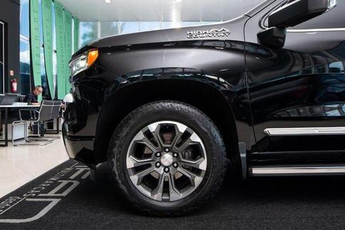 CHEVROLET SILVERADO HC