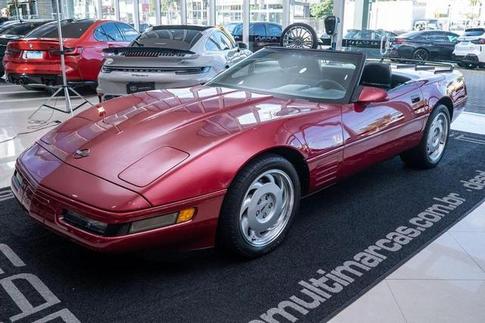 CHEVROLET CORVETTE 1LT