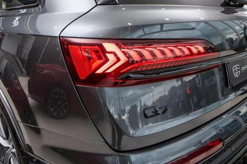 AUDI Q7 HIBRIDO