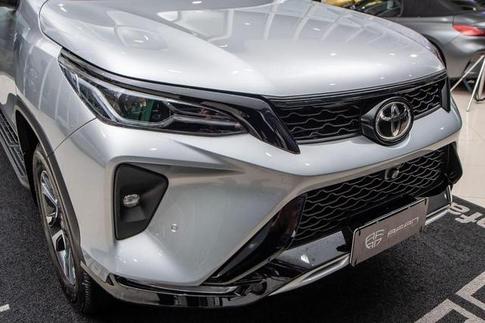 TOYOTA HILUX SW SRX RD