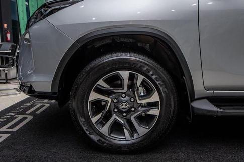 TOYOTA HILUX SW SRX RD