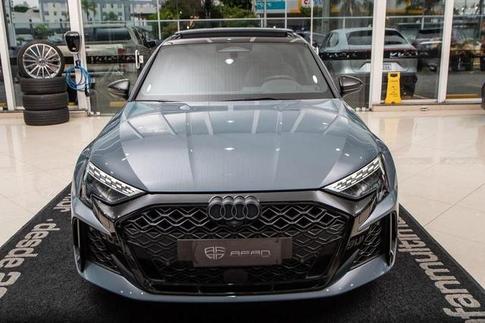 AUDI RS3 SEDAN 2.5 TFSI QUATTRO S-TRONIC