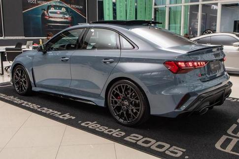 AUDI RS3 SEDAN 2.5 TFSI QUATTRO S-TRONIC