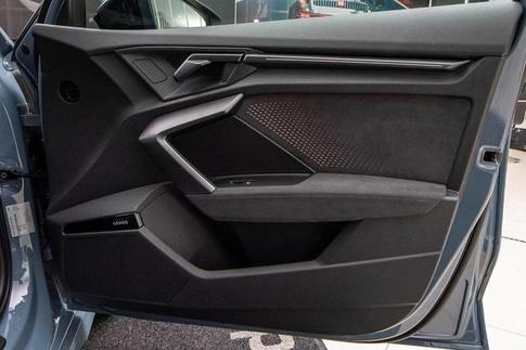 AUDI RS3 SEDAN 2.5 TFSI QUATTRO S-TRONIC
