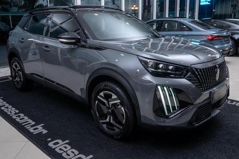 PEUGEOT 2008 GT T200