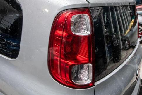FIAT UNO VIVACE 1.0