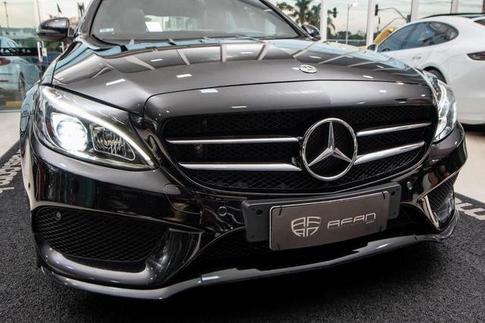 MERCEDES-BENZ C300