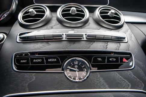 MERCEDES-BENZ C300