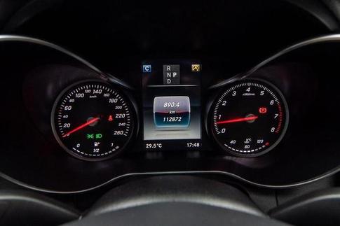 MERCEDES-BENZ C300