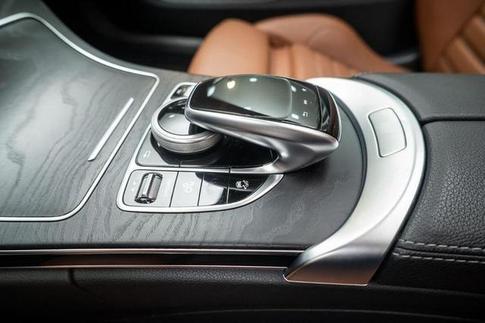 MERCEDES-BENZ AMGC43 CO