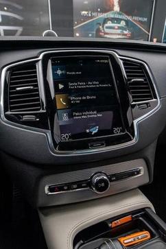 VOLVO XC90 T8 R-DESIGN
