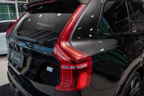 VOLVO XC90 T8 R-DESIGN