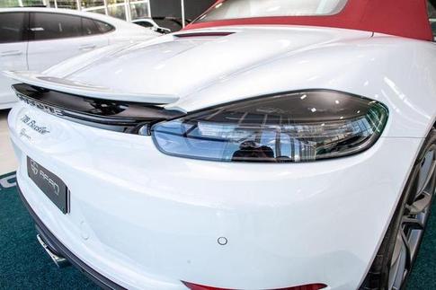 PORSCHE BOXSTER