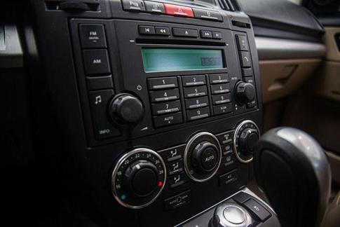 LAND ROVER LR FREELANDER 2 SE I6