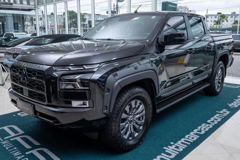 MITSUBISHI TRITON HPE 2.4 4x4 TB DIESEL AUT