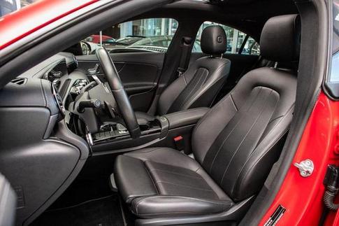 MERCEDES-BENZ CLA250