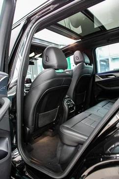 BMW X3 M40I