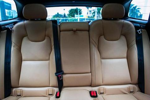 VOLVO XC60 T8 INSCRIPT