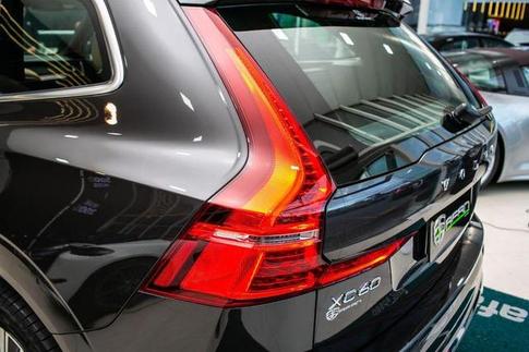 VOLVO XC60 T8 INSCRIPT