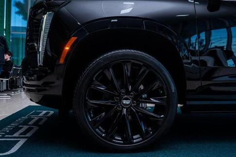 CADILLAC ESCALADE ESV 4WD SPORT PLATINUM