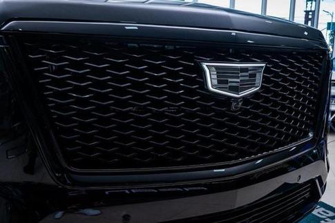 CADILLAC ESCALADE ESV 4WD SPORT PLATINUM