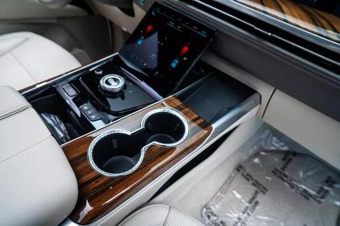 CADILLAC ESCALADE ESV 4WD SPORT PLATINUM