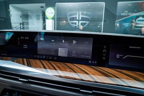CADILLAC ESCALADE ESV 4WD SPORT PLATINUM