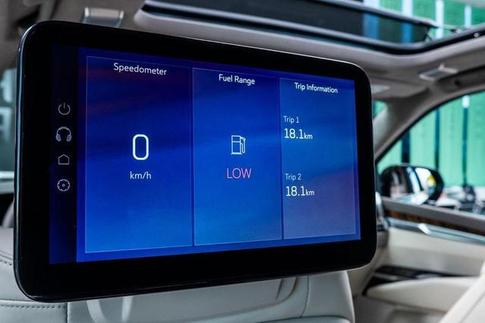 CADILLAC ESCALADE ESV 4WD SPORT PLATINUM