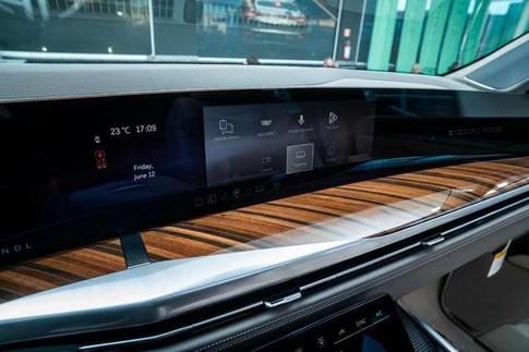 CADILLAC ESCALADE ESV 4WD SPORT PLATINUM