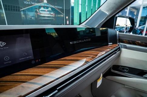 CADILLAC ESCALADE ESV 4WD SPORT PLATINUM