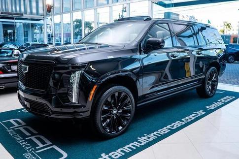CADILLAC ESCALADE ESV 4WD SPORT PLATINUM