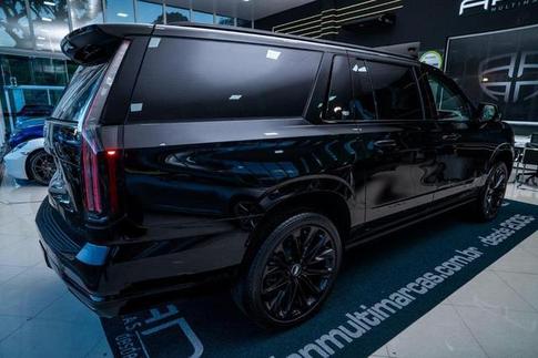 CADILLAC ESCALADE ESV 4WD SPORT PLATINUM