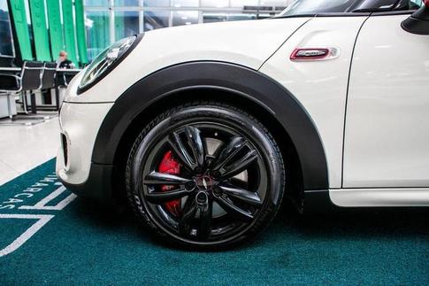 MINI HATCH JCW 3P