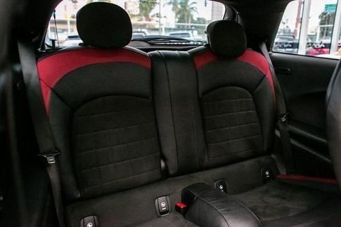 MINI HATCH JCW 3P