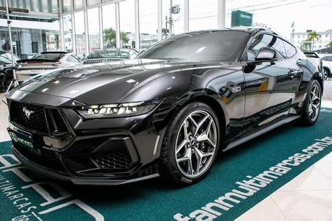 FORD MUSTANG NEW GT V8