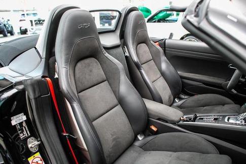 PORSCHE BOXSTER GTS4.0