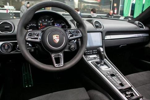 PORSCHE BOXSTER GTS4.0