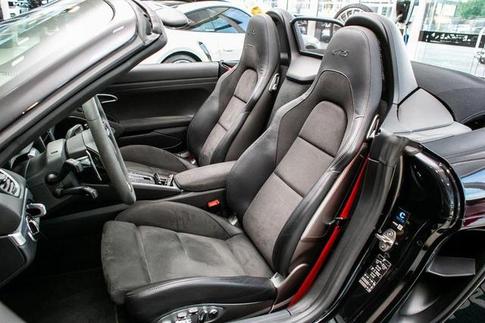 PORSCHE BOXSTER GTS4.0