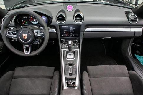 PORSCHE BOXSTER GTS4.0