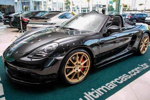 PORSCHE BOXSTER GTS4.0