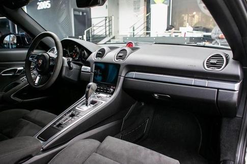 PORSCHE BOXSTER GTS4.0